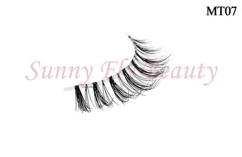 mt07-clear-band-mink-lashes-2.jpg
