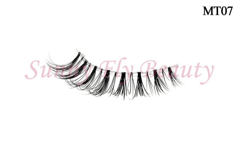 mt07-clear-band-mink-lashes-3.jpg